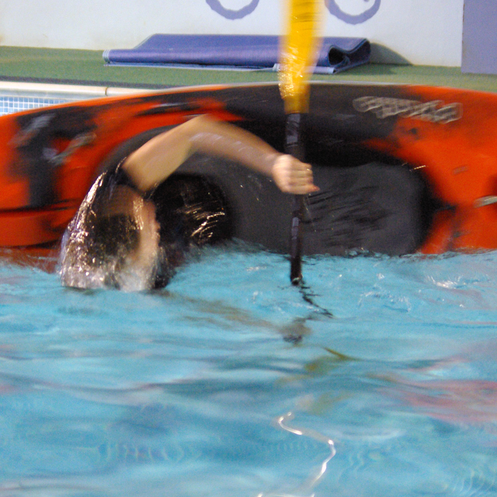 kayak rolling courses